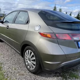 Honda civic benzyna klinatyzacja bdb stan