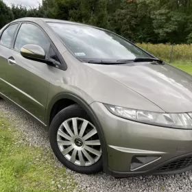 Honda civic benzyna klinatyzacja bdb stan