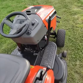 Traktorek kosiarka HUSQVARNA CTH222T kawasaki 22km 2cylindry POMPA