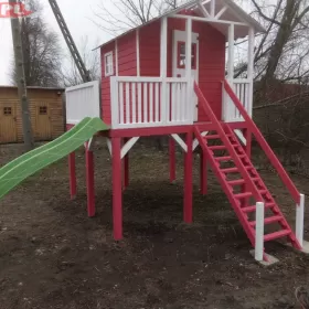 Plac zabaw domek ślizg Domek Ola Producent