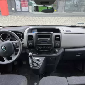 Renualt Trafic 9 osobowy - long . Polski salon , serwisowany . FV 23%
