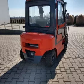 Wózek Widłowy Spalinowy 2,0T Maszt 3,3M Kabina Ogrzewana Benzyna-Gaz