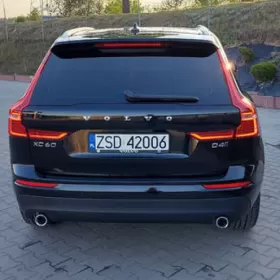 Volvo XC - 60  D4 AWD Momentum