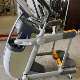 Orbitrek Precor AMT 100i Adaptive Motion Trainer