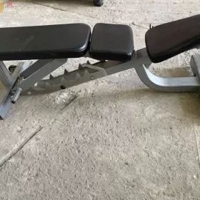 Life Fitness ławka regulowana