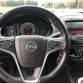 Opel Insignia 2.0