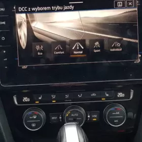 VW ATREON  240 KM !! , BOGATE WYPOSAŻENIE , I WŁAŚCICIEL !!