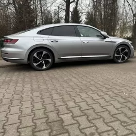 Volkswagen Arteon 2.0 TSI R-Line DSG