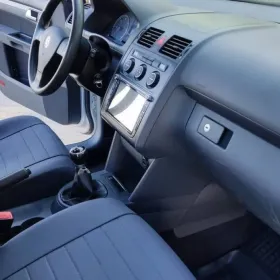 VOLKSWAGEN TOURAN 1.9 TDI 140KM, 7 osób 2007r. zadbany klima