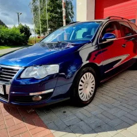 Zamiana Volkswagen Passat 4x4XenonKlimatronicGrzaneFoteleTempomat!