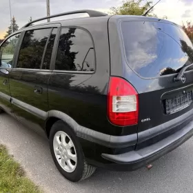 Opel Zafira 1,8 benzyna 2003r / Klimatronic / 7 osób / bez rdzy !