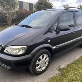 Opel Zafira 1,8 benzyna 2003r / Klimatronic / 7 osób / bez rdzy !