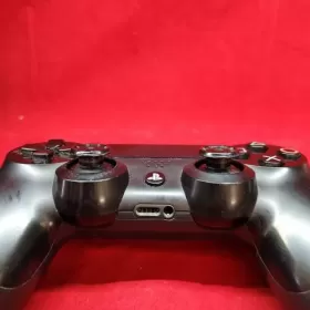 Playstation 4 + pad + okablowanie