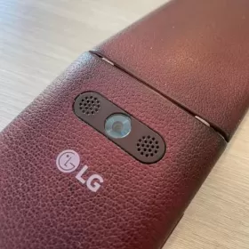 Smartfon LG Wine [SŁO]