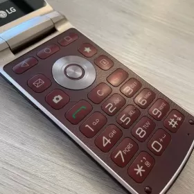 Smartfon LG Wine [SŁO]
