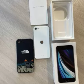 Apple IPhone SE (2020) [SŁO]