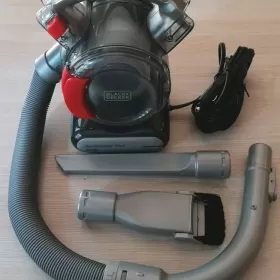 Nieużywany odkurzacz samochodowy Black&Decker Flexi