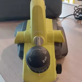 Strug Elektryczny Ryobi EPN 7582 N