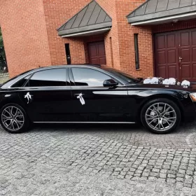 Wynajem samochodu do ślubu Audi A8L limuzyna z kierowcą