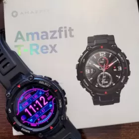 Smartwatch Amazfit T-REX, ładowarka, opakowanie