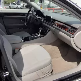 Audi A8 3.0 TDI quattro