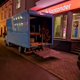 Wywóz mebli utylizacja transport mebli przeprowadzki