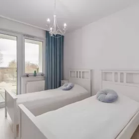 Apartament Pudrowy  6 osobowy,z miejscem parkingowym w garażu. Wczasy