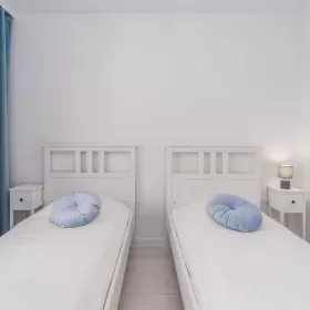 Apartament Pudrowy  6 osobowy,z miejscem parkingowym w garażu. Wczasy