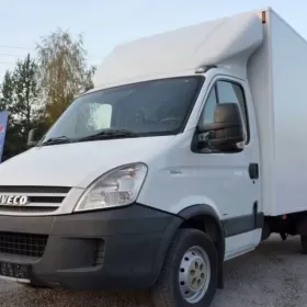 Przeprowadzki Transport Utylizacja Mebli Pojemniki do Przeprowadzek