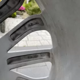 Koła alufelgi audi a6 19”