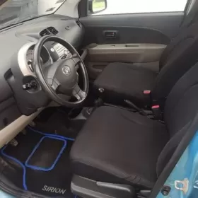 Daihatsu sirion silnik 1.0 toyota
