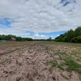 Działka blisko zalewu i pod lasem