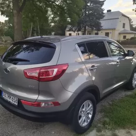 Kia sprowadzona przygotowana do rejestracji
