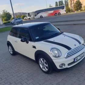 Mini Cooper 1.6 benzyna stan BdB