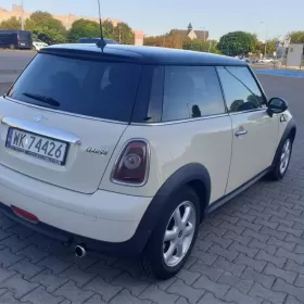 Mini Cooper 1.6 benzyna stan BdB