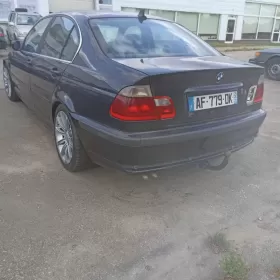 2x BMW e46 na części lub w całości bez silnika i osprzętu