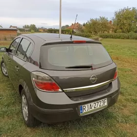 Opel Astra H 1.4 16v 90km