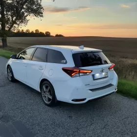 Sprzedam Toyotę Auris 1.4 D4D