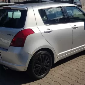 Sprzedam Suzuki Swift 1.3 2006r.