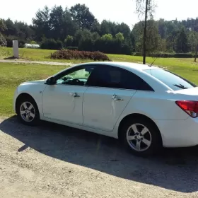 Chevrolet Cruze 1.6 benz 2012 niski przebieg