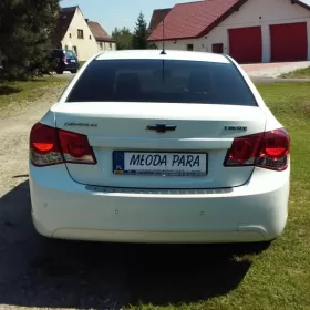 Chevrolet Cruze 1.6 benz 2012 niski przebieg