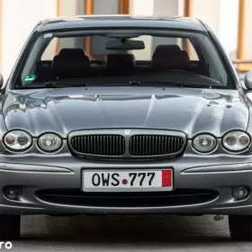 Jaguar X-Type