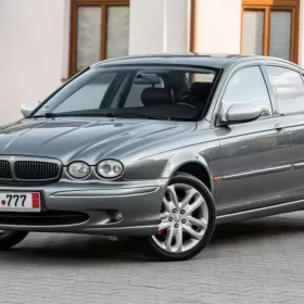 Jaguar X-Type