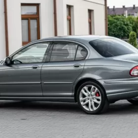 Jaguar X-Type