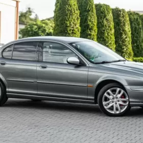 Jaguar X-Type