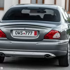 Jaguar X-Type
