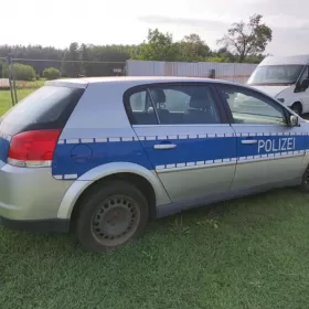 Polizei - Auto na reklamę warsztatu firmy transportowej / restauracji