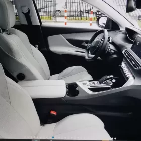 Sprzedam auto w super stanie, elektryczny szyberdachPeugeot 3008