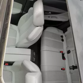 Sprzedam auto w super stanie, elektryczny szyberdachPeugeot 3008