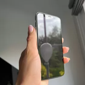 IPhone X 256 GB biały etui gratis